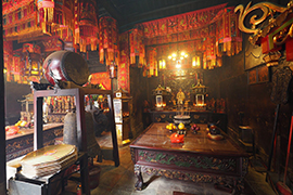 Man Mo Temple